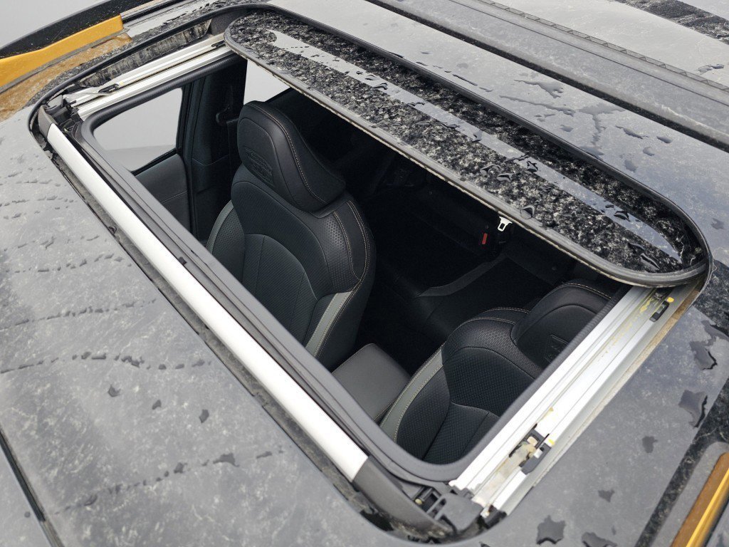 Used 2024 Subaru Crosstrek 2.5i Wilderness image 14