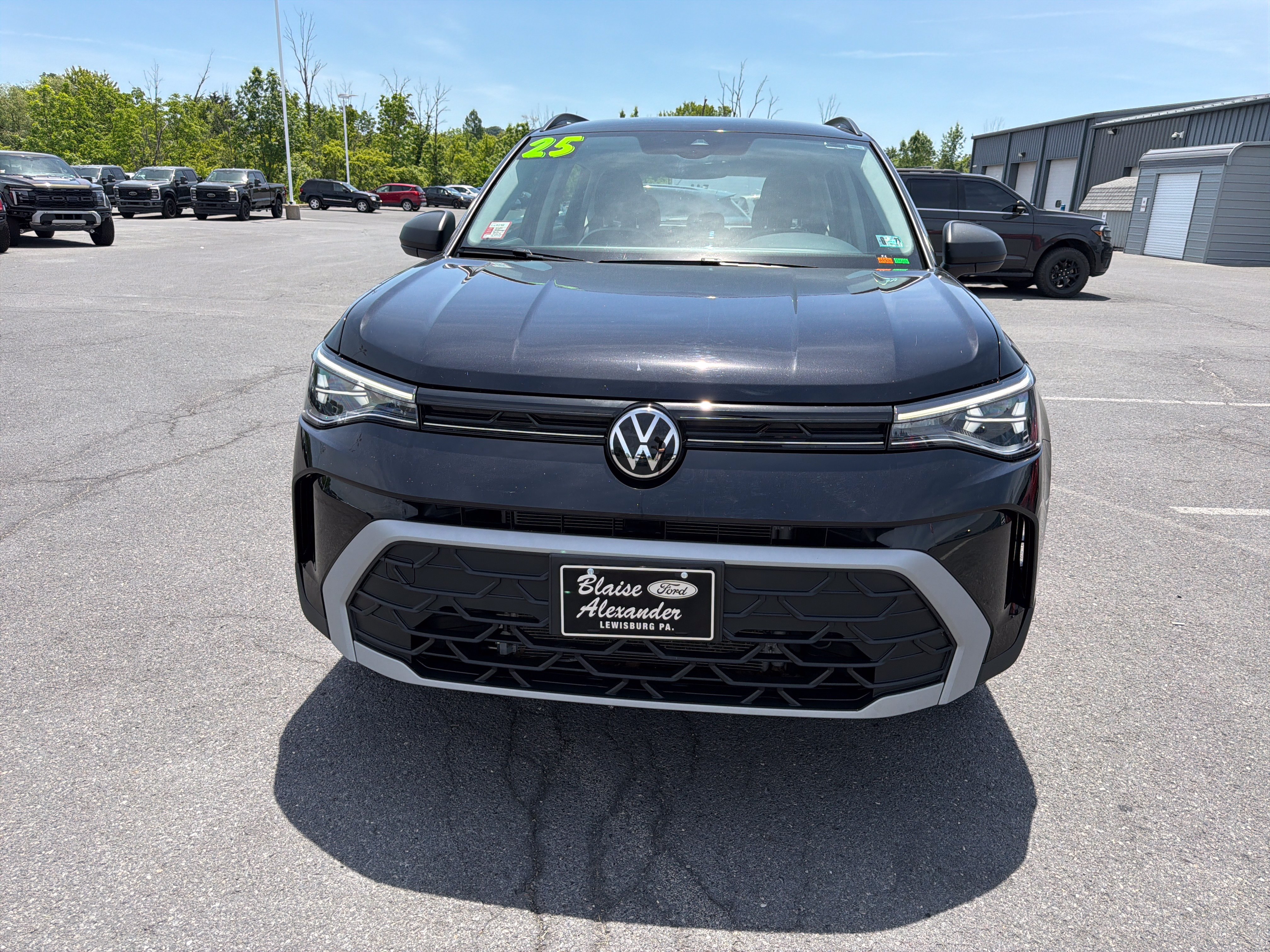 Used 2025 Volkswagen Taos S AWD/4WD image 9