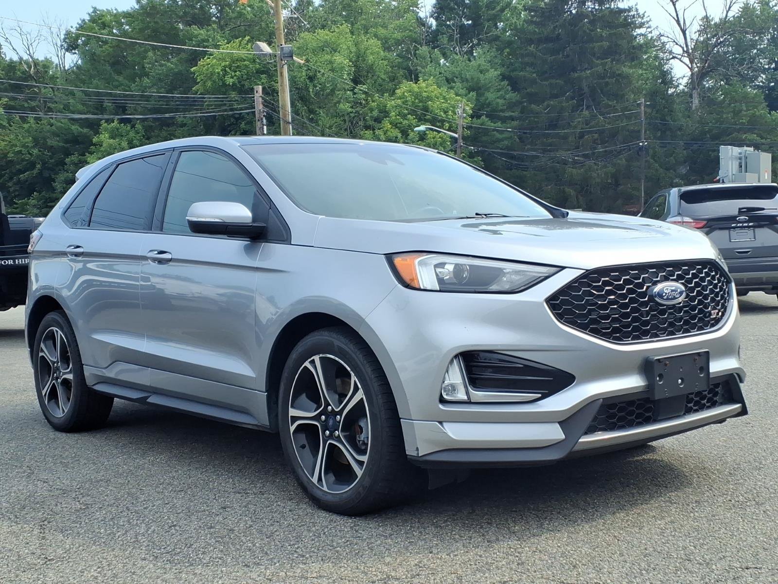 Certified 2020 Ford Edge ST w/ Cold Weather Package AWD/4WD image 23