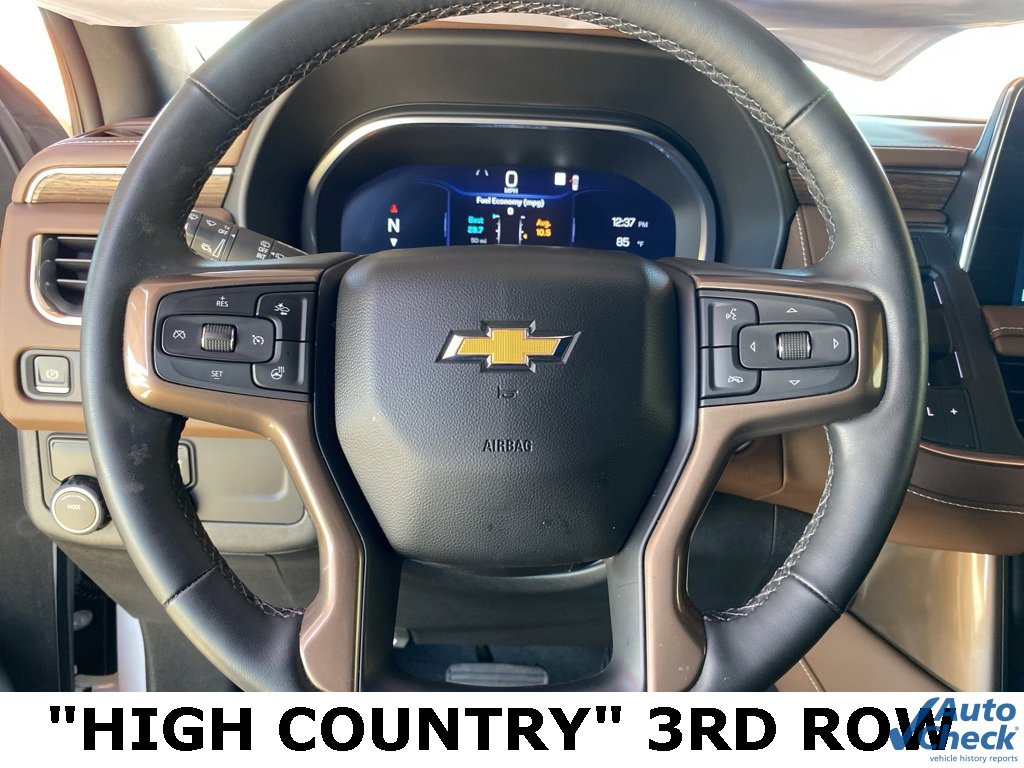 Used 2023 Chevrolet Suburban High Country image 34