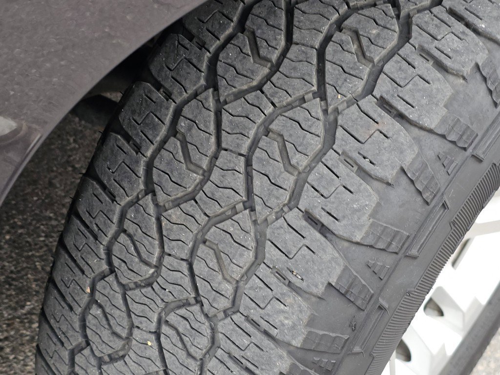 Used 2017 Chevrolet Suburban LS image 16