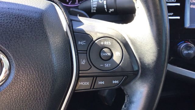 Used 2020 Toyota Camry SE image 26