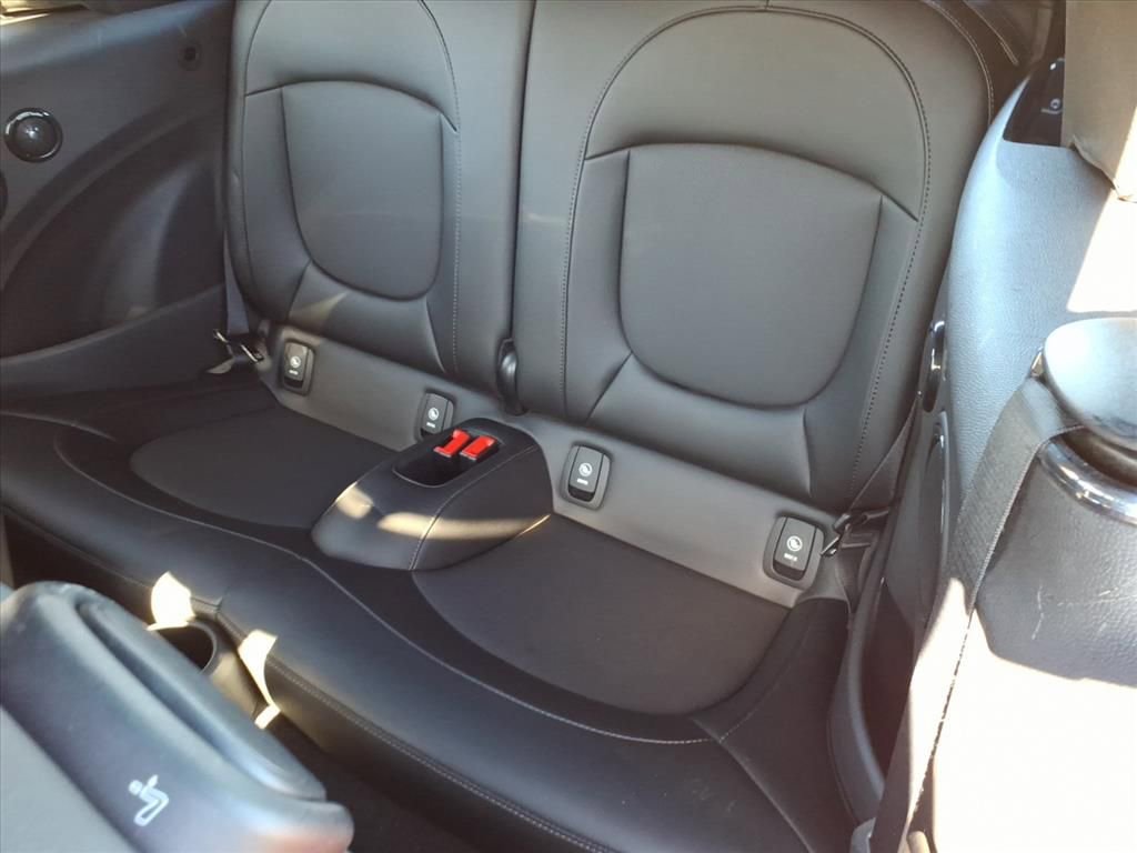 Used 2018 MINI Cooper S image 9