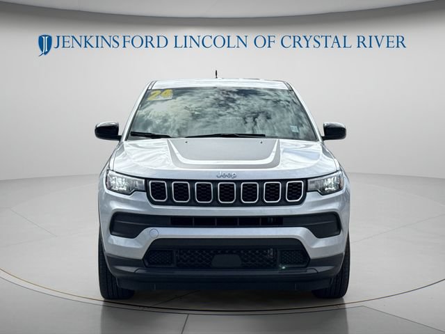 Used 2024 Jeep Compass Sport w/ Mopar Graphics Package AWD/4WD image 13