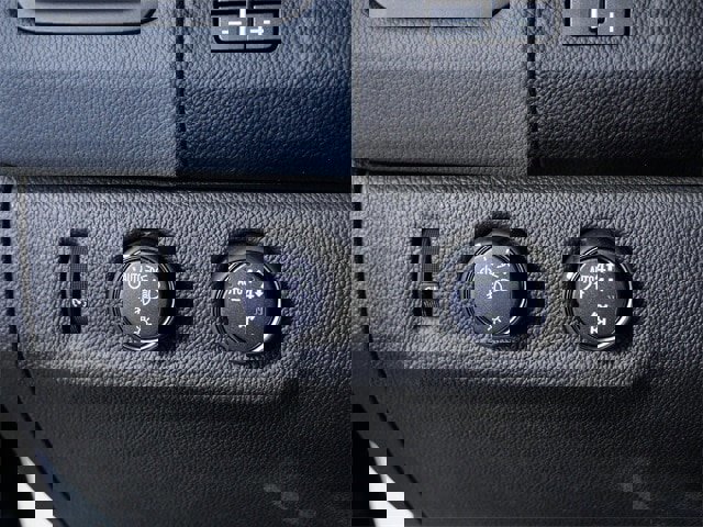 Used 2022 Chevrolet Colorado Z71 image 23