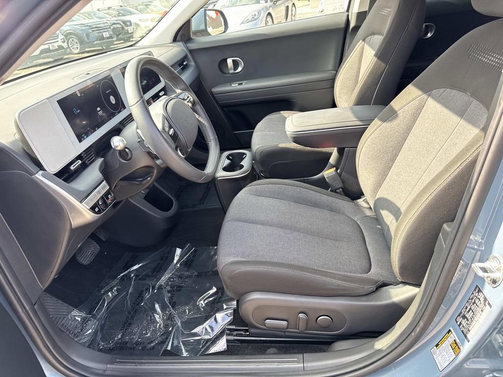 Used 2024 Hyundai Ioniq 5 SE image 16