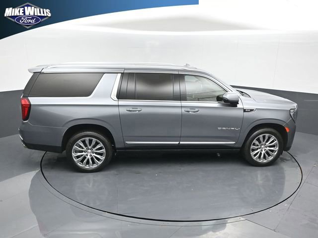 Used 2022 GMC Yukon XL Denali image 17