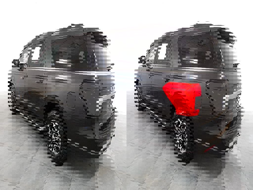 Certified 2023 Ford Expedition Max XLT image 2