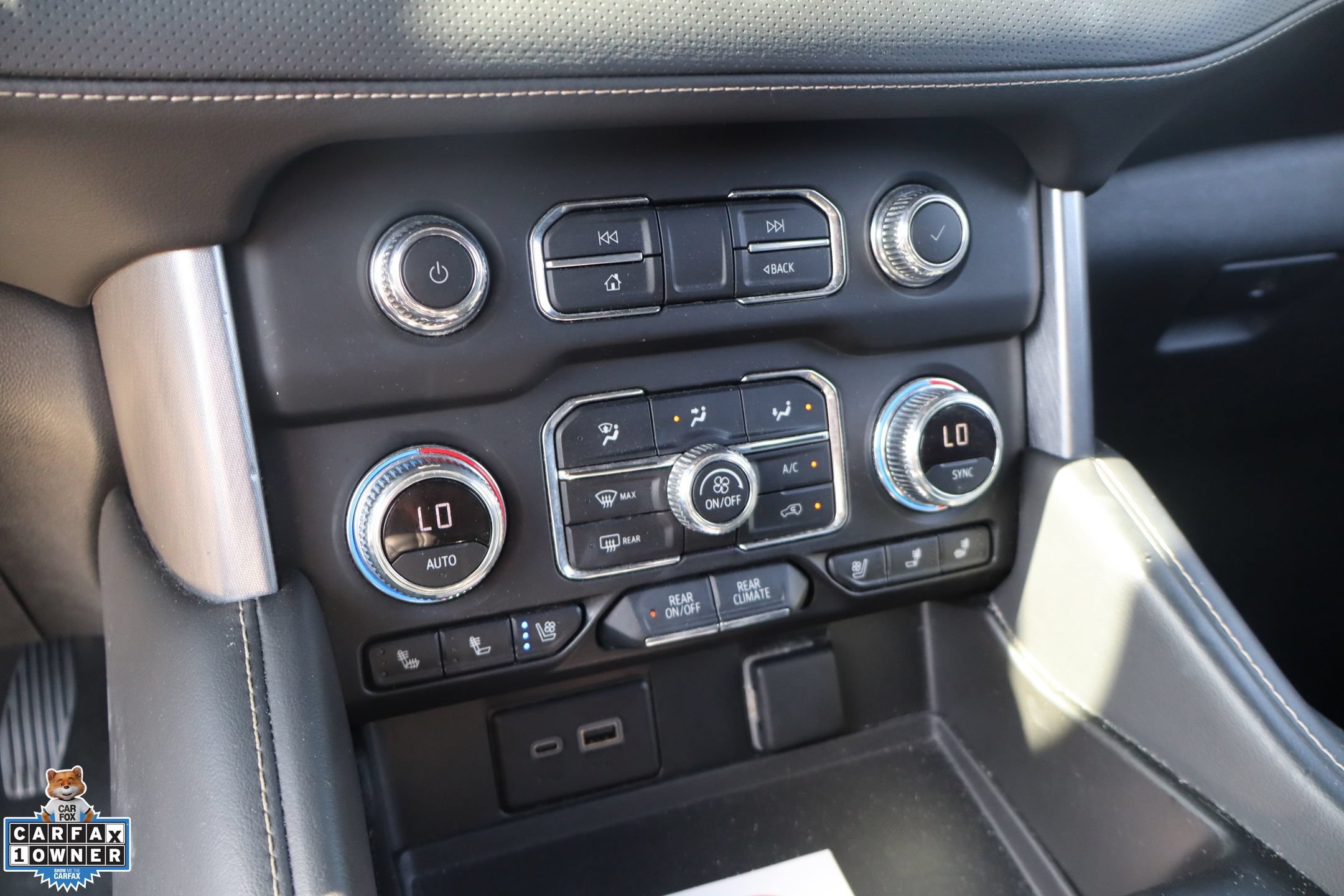 Used 2024 GMC Yukon SLT RWD image 19