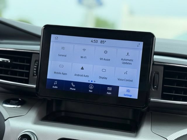 Certified 2023 Ford Explorer XLT w/ Equipment Group 202A AWD/4WD image 24