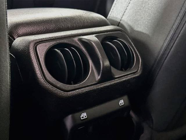 Used 2021 Jeep Wrangler Unlimited Sport AWD/4WD image 13