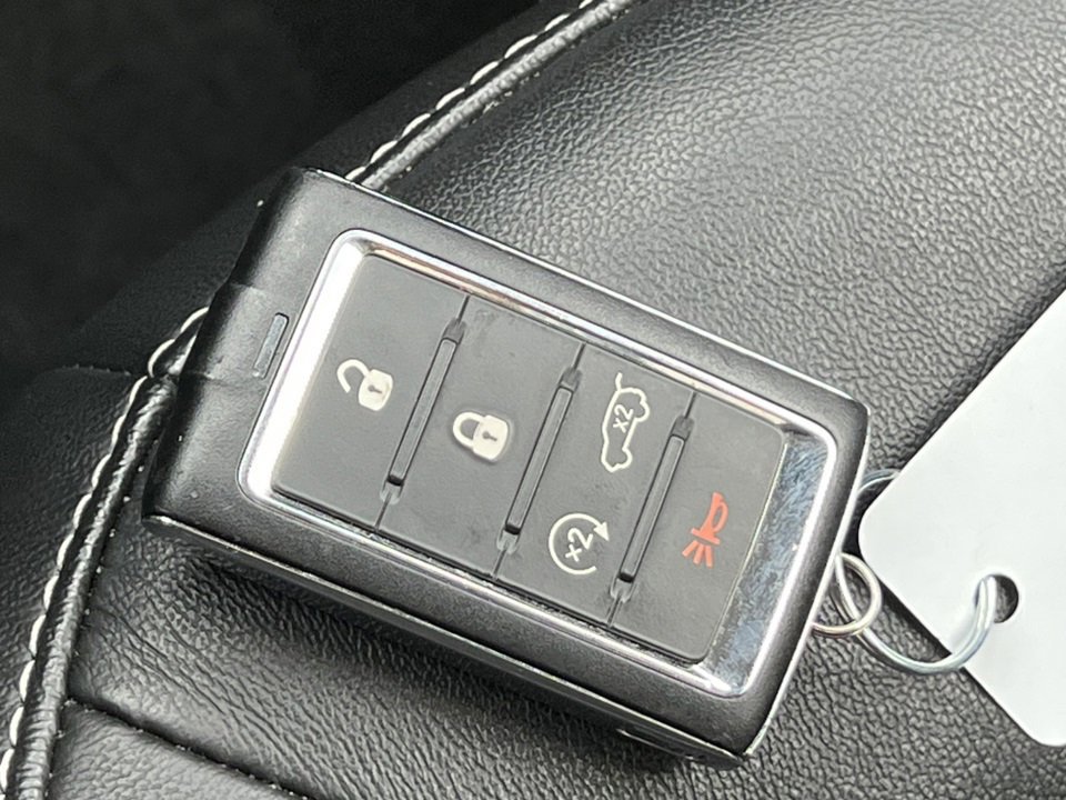 Used 2022 Jeep Grand Cherokee L Limited image 36