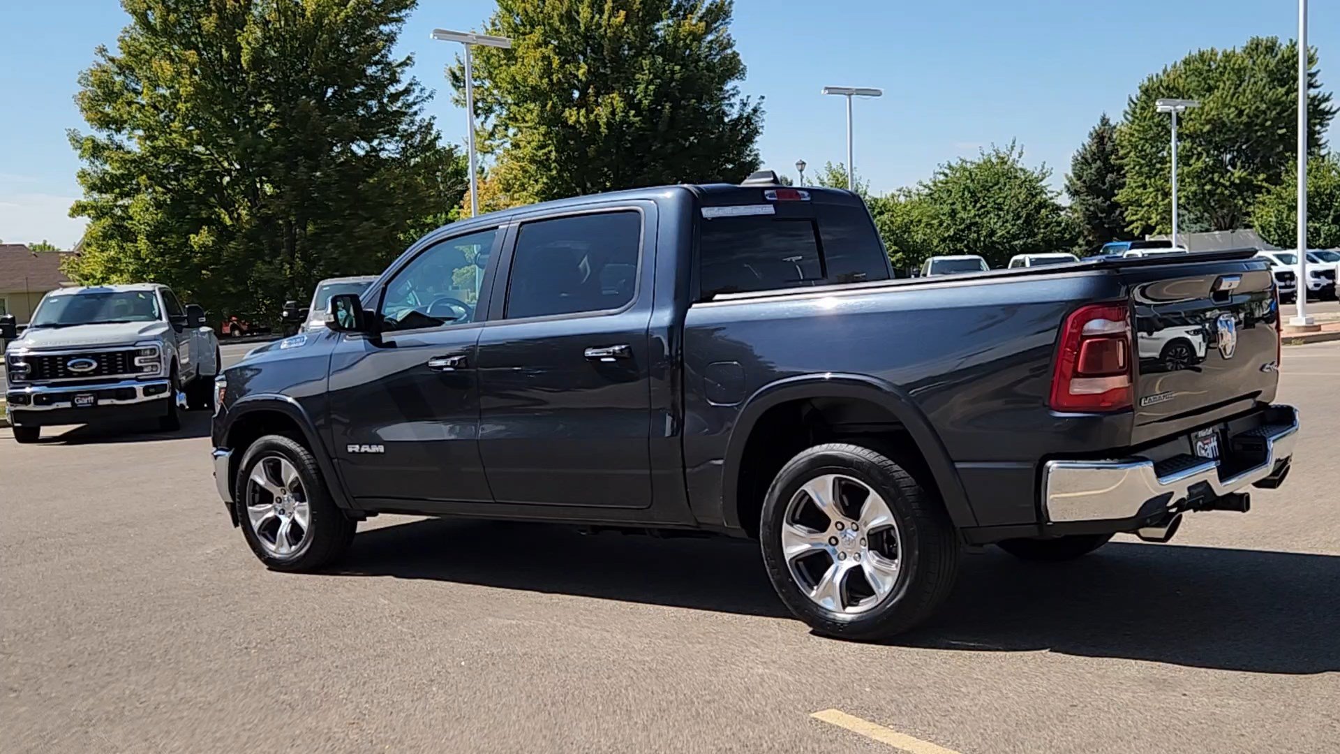 Used 2020 RAM 1500 Laramie AWD/4WD image 23