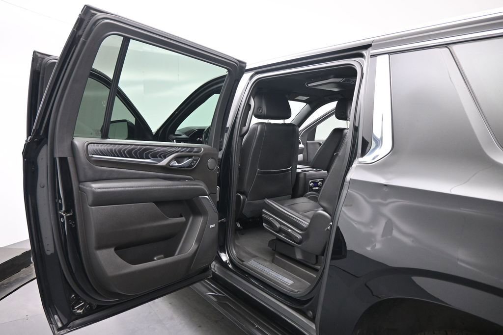 Used 2021 GMC Yukon XL Denali AWD/4WD image 18