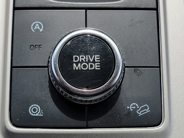 Certified 2023 Ford Explorer XLT AWD/4WD image 8