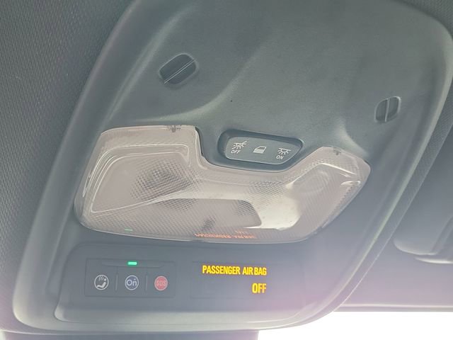 Used 2023 Chevrolet Colorado W/T image 17