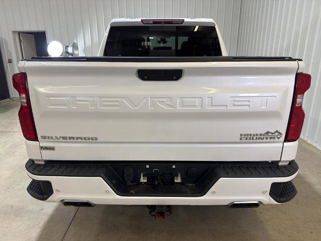 Used 2019 Chevrolet Silverado 1500 High Country w/ Technology Package image 3