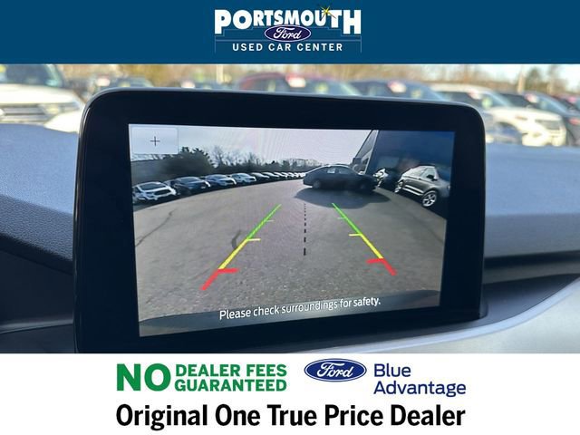 Certified 2022 Ford Escape SE w/ SE Sport Appearance Package image 16