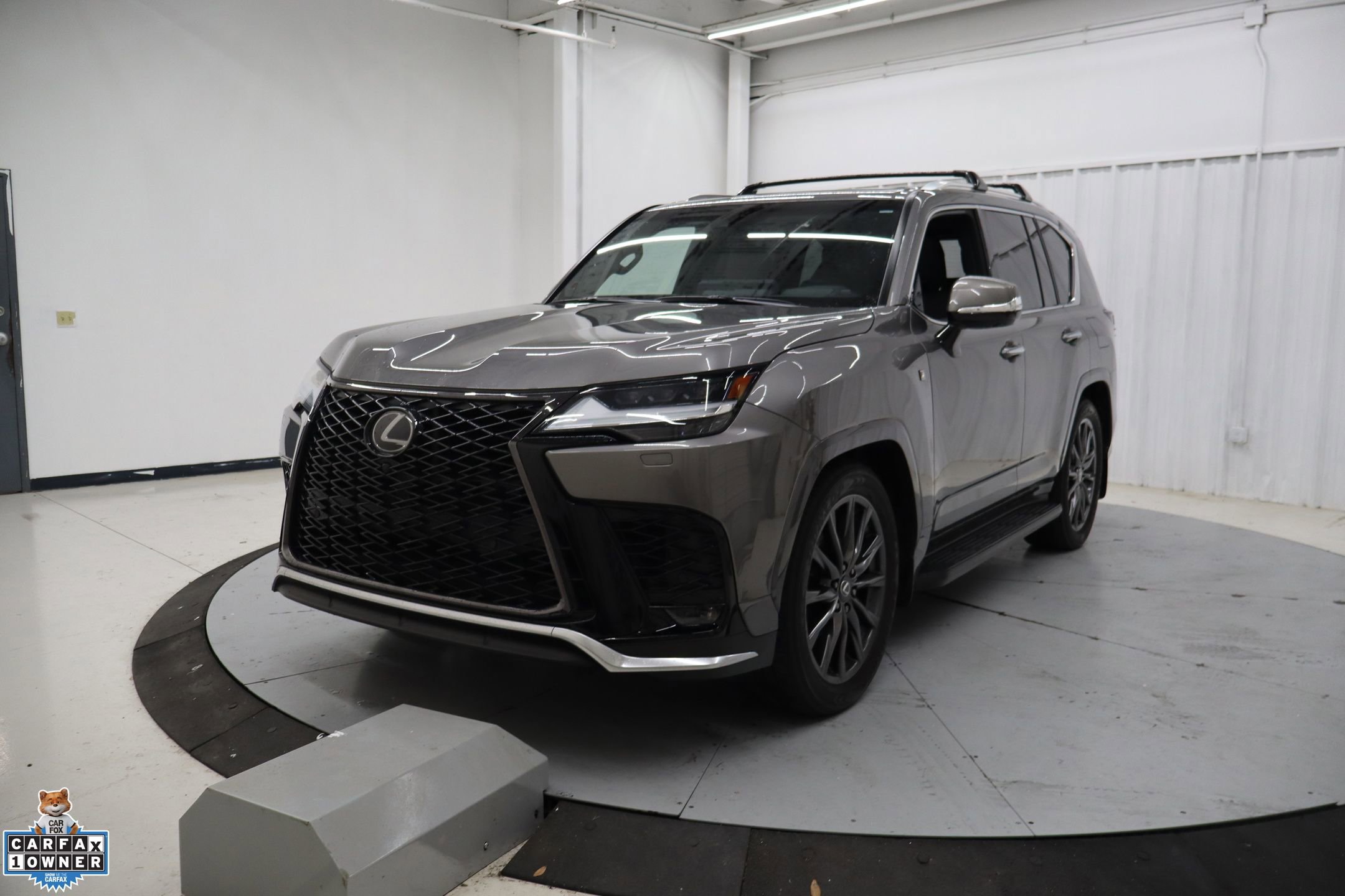 Used 2024 Lexus LX 600 F Sport AWD/4WD image 10