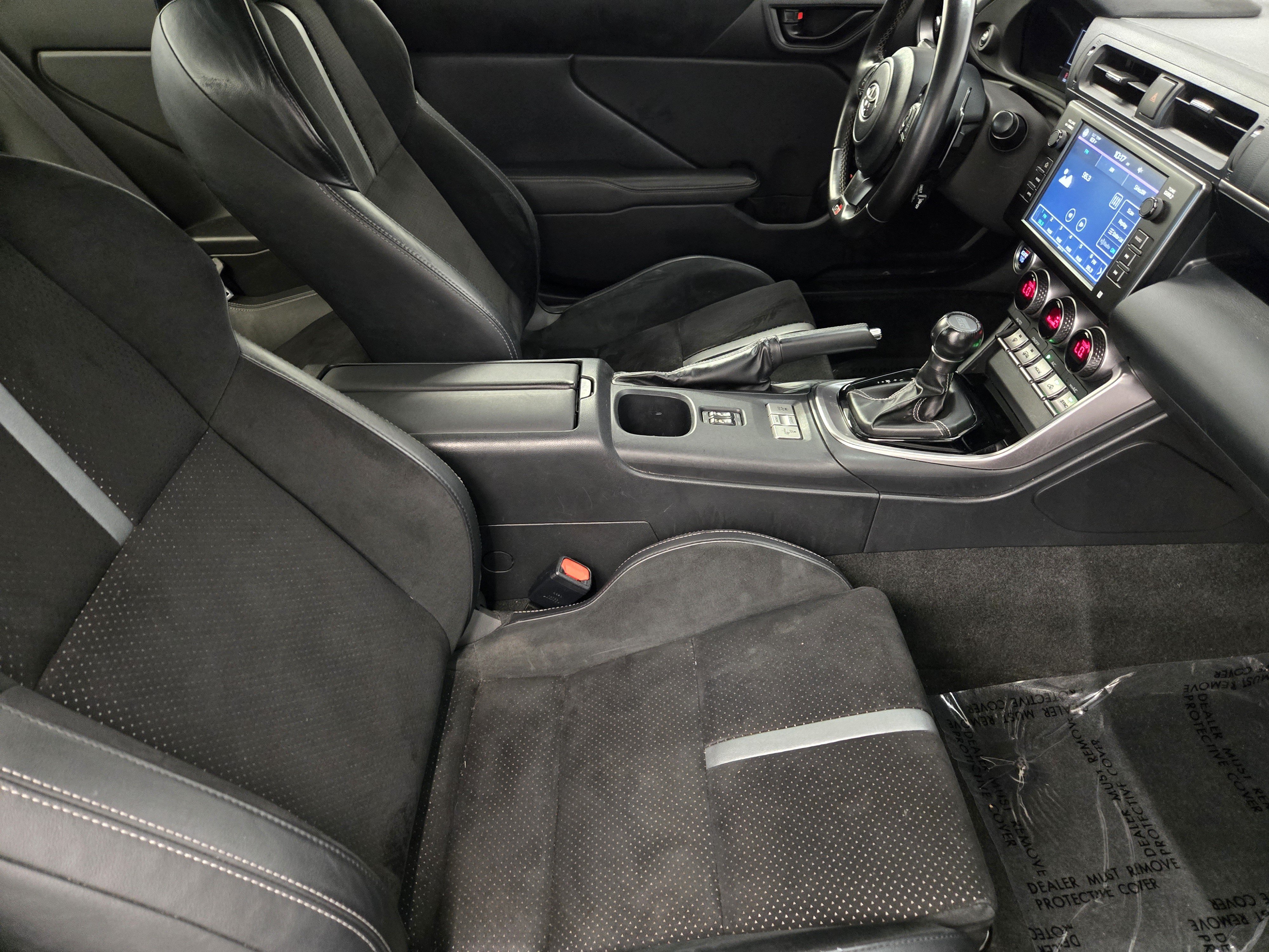 Used 2023 Toyota GR86 Premium RWD image 15