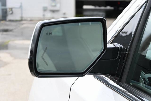 Used 2020 GMC Yukon Denali image 14