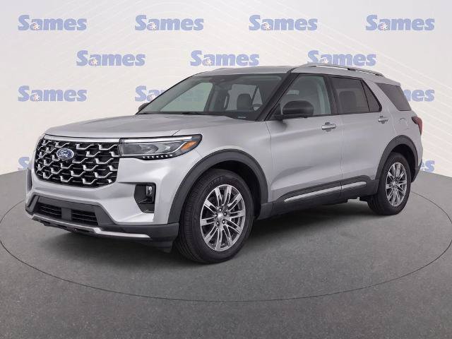 Certified 2025 Ford Explorer Platinum RWD image 2