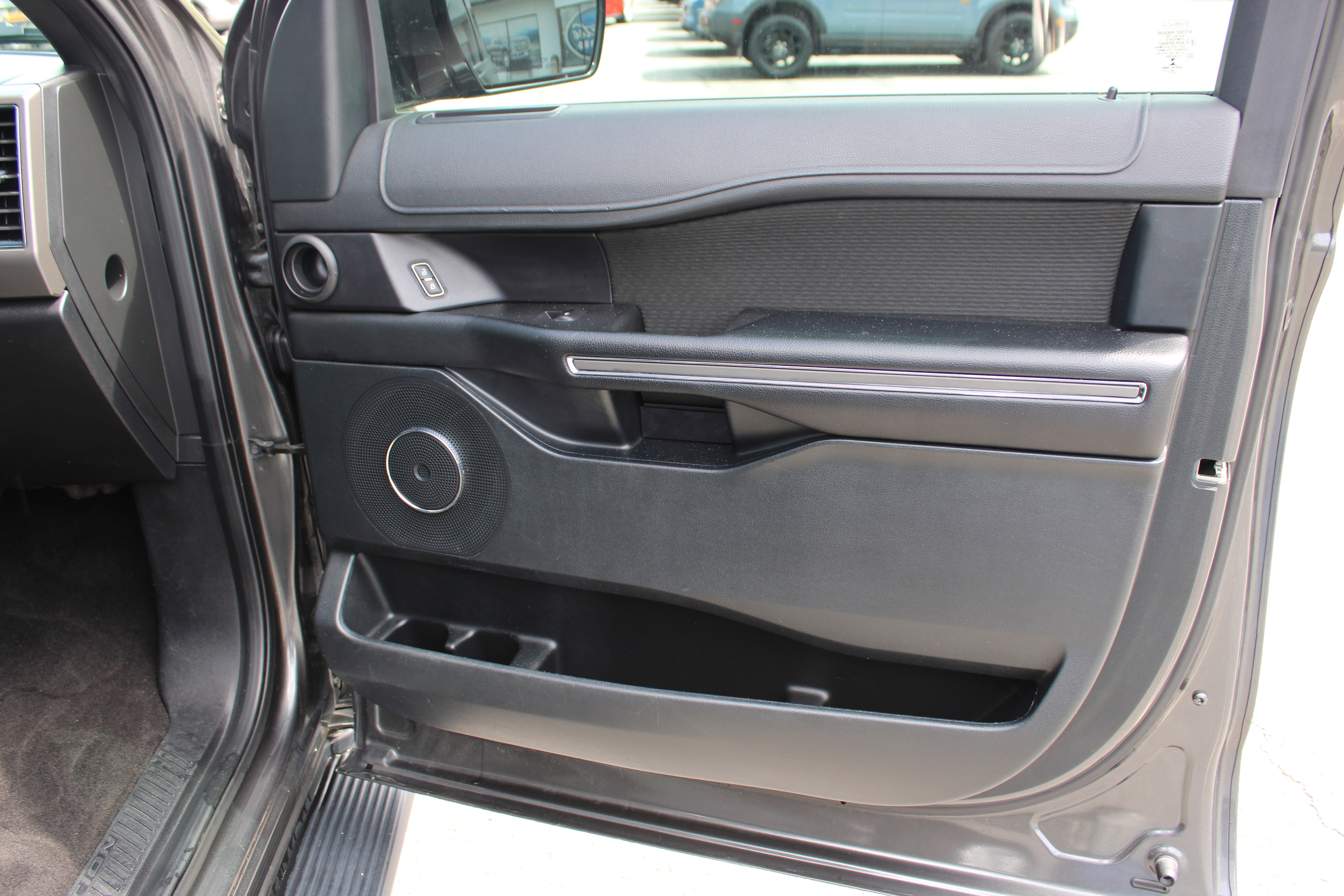 Certified 2021 Ford Expedition XLT w/ Cargo Package RWD image 18