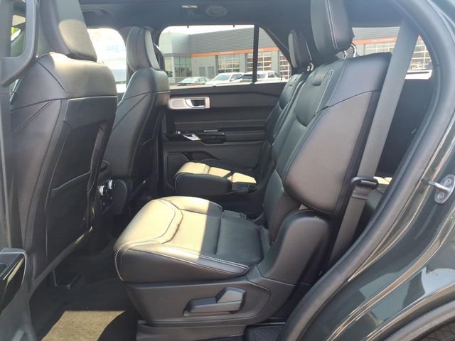 Certified 2024 Ford Explorer ST w/ Equipment Group 401A AWD/4WD image 9