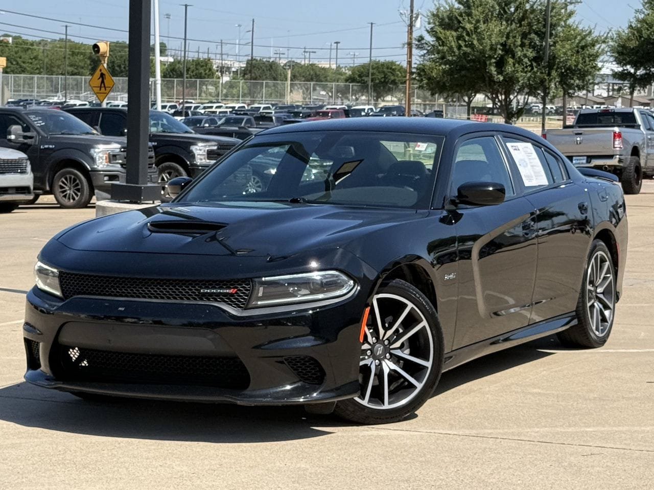 Used 2023 Dodge Charger R/T w/ Cold Weather Package RWD image 2