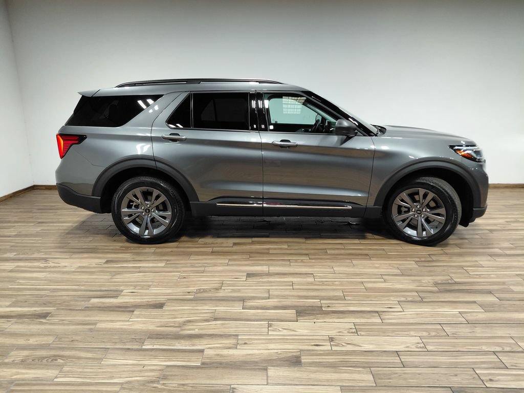 Certified 2025 Ford Explorer Active w/ Active Comfort Package AWD/4WD image 19