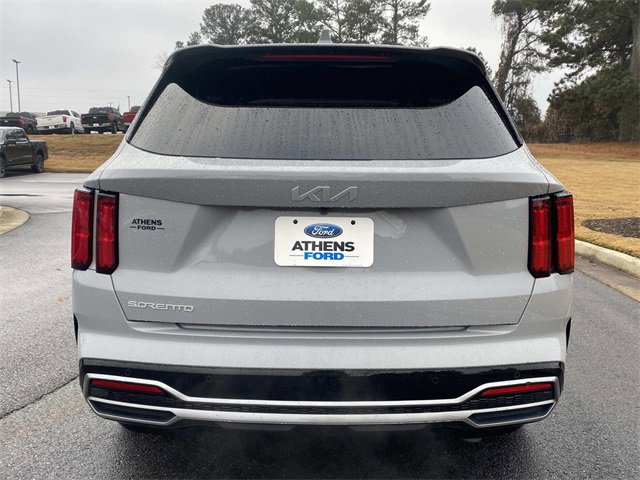 Used 2023 Kia Sorento SX image 4