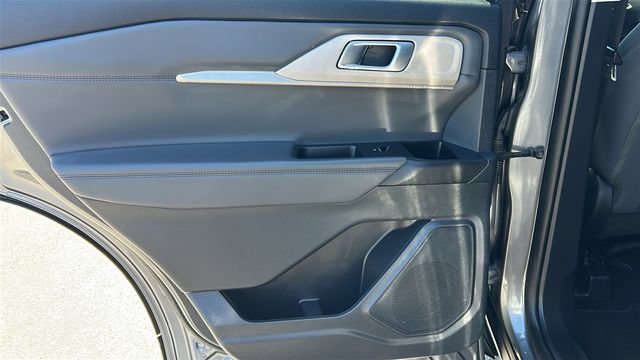 Certified 2025 Ford Explorer Active RWD image 14