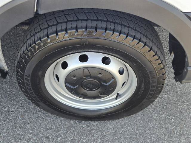 Certified 2023 Ford Transit 150 Low Roof RWD image 19