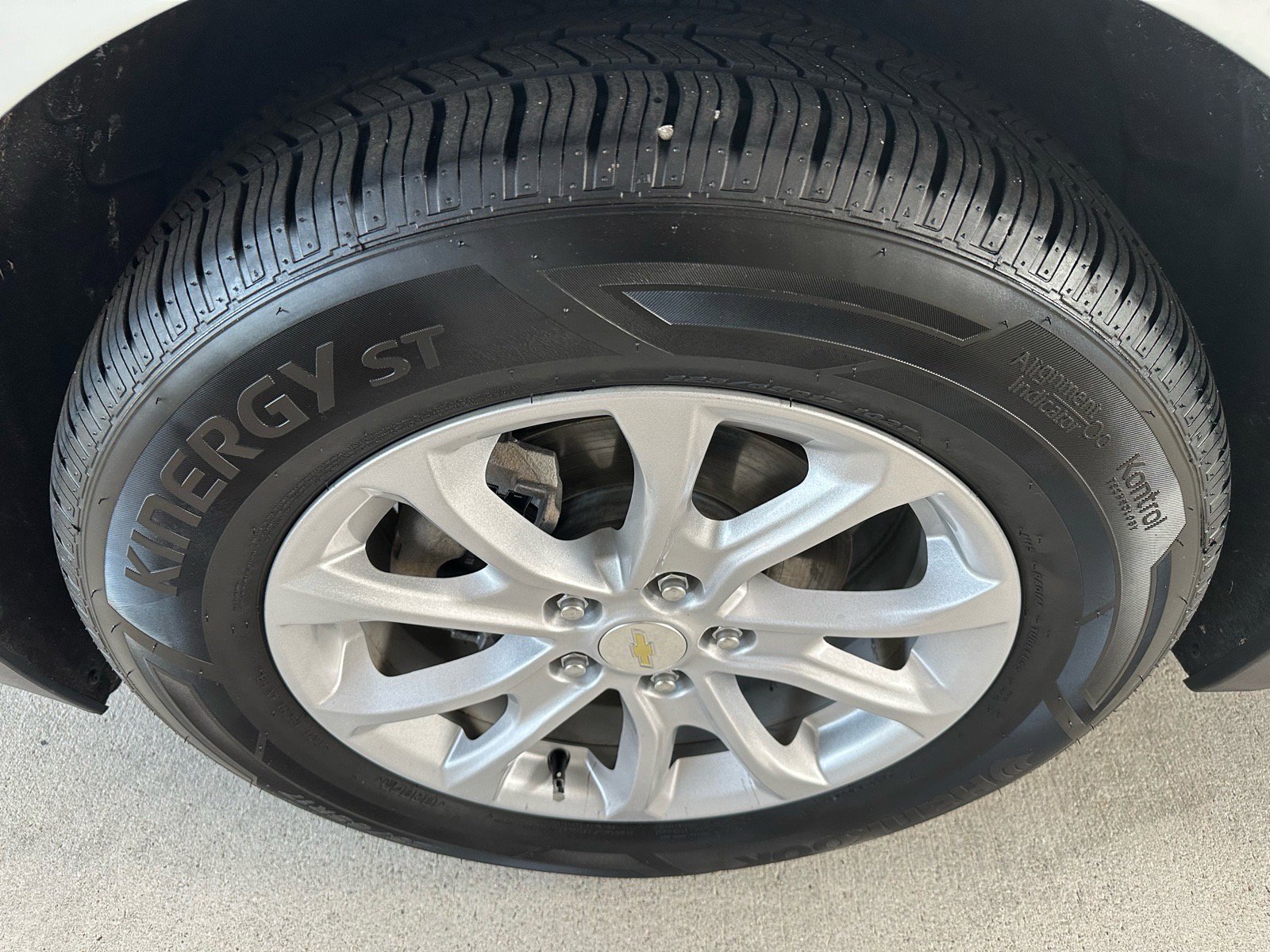 Used 2021 Chevrolet Equinox LS w/ LS Convenience Package FWD image 5