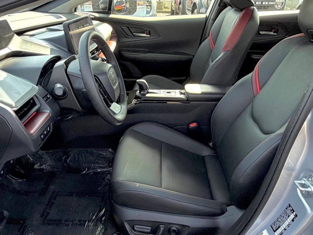 Used 2024 Toyota Prius Prime image 15