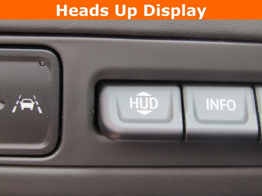 Used 2024 GMC Yukon Denali Ultimate AWD/4WD image 15