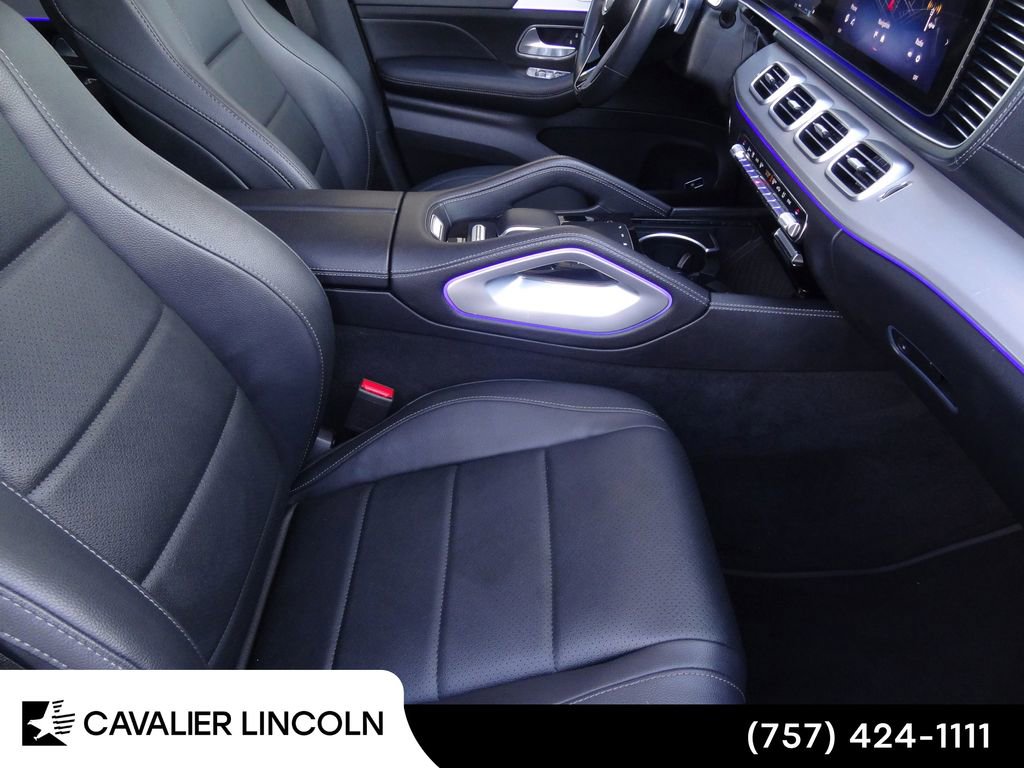 Used 2024 Mercedes-Benz GLS 450 4MATIC image 17