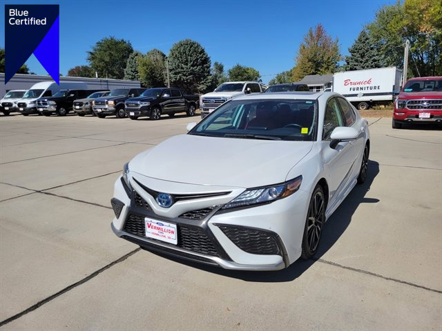 Used 2023 Toyota Camry XSE w/ Navigation Package FWD image 1