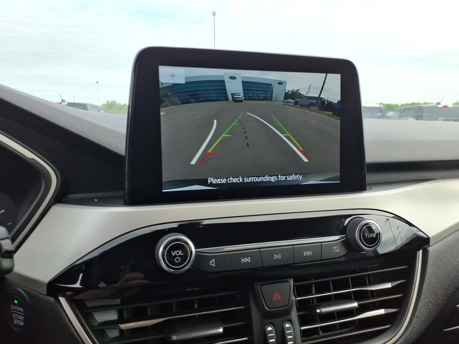 Certified 2021 Ford Escape SE w/ Cold Weather Package image 22