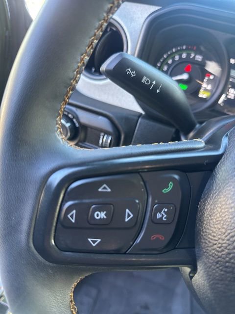 Used 2024 Jeep Wrangler Unlimited w/ Convenience Group AWD/4WD image 24
