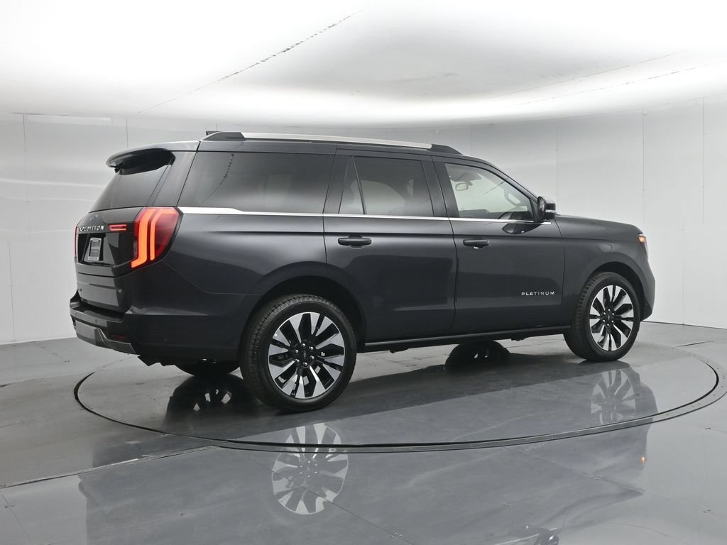Certified 2025 Ford Expedition Platinum w/ Driver's Package AWD/4WD image 33