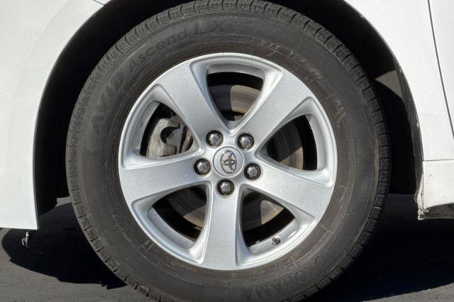 Used 2017 Toyota Sienna LE image 31