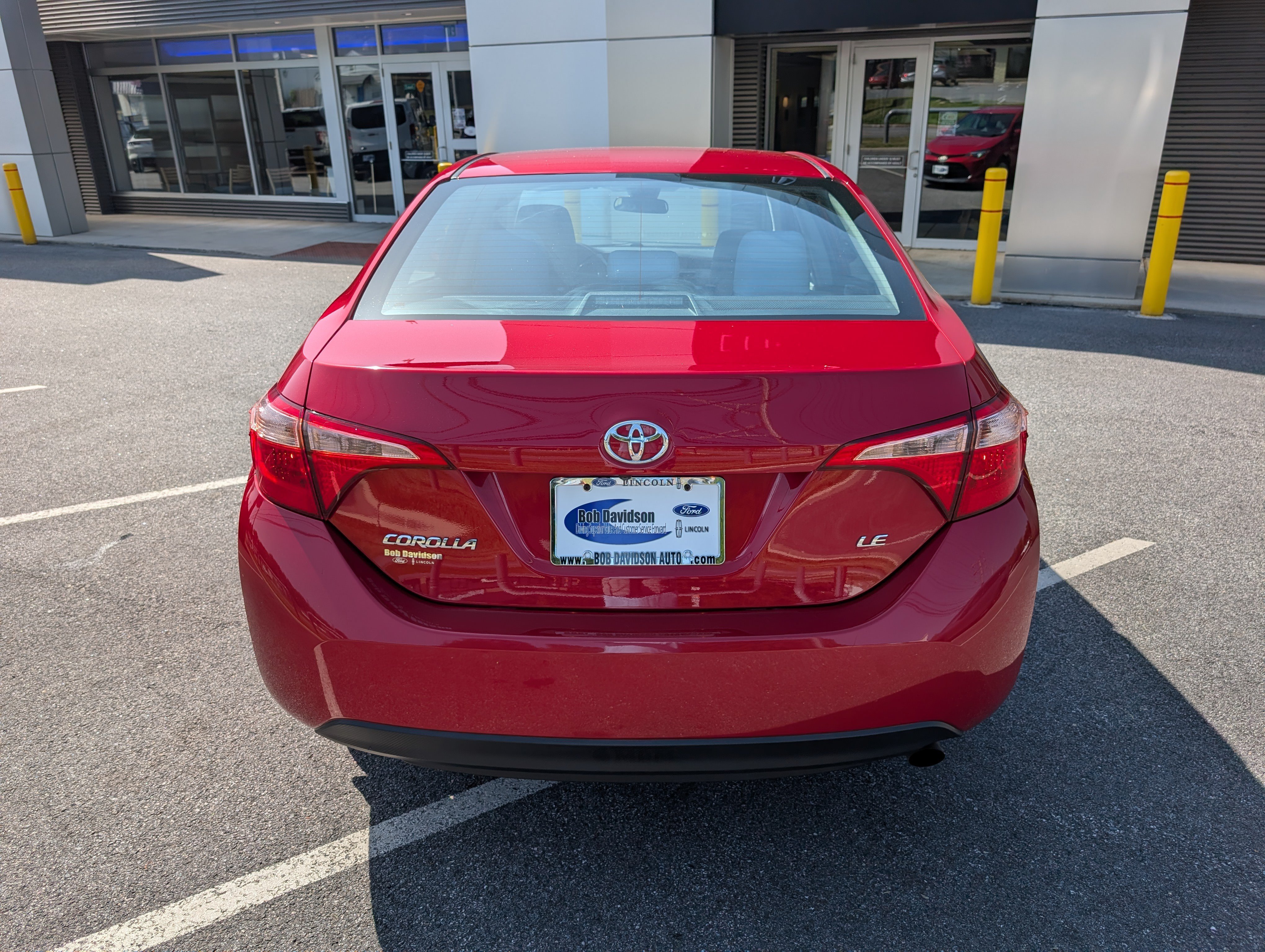 Used 2019 Toyota Corolla LE w/ Carpet Mat Package (TMS) FWD image 6