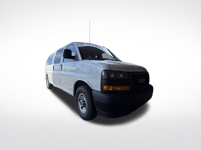Used 2024 GMC Savana 3500 LS RWD image 3