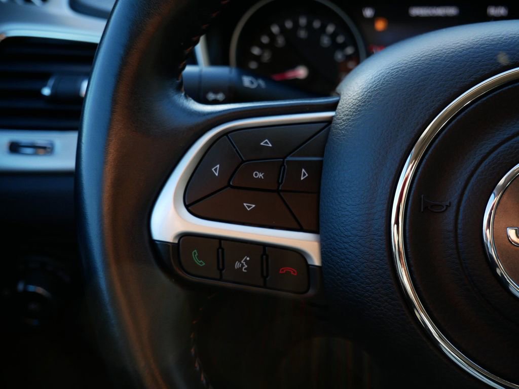 Used 2018 Jeep Compass Latitude w/ Popular Equipment Group image 17