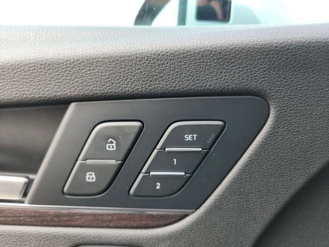Used 2023 Audi Q5 2.0T Premium w/ Convenience Package image 31