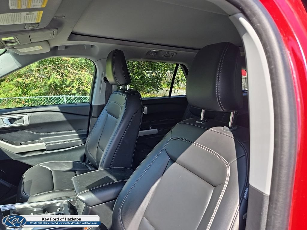Certified 2024 Ford Explorer XLT w/ Equipment Group 202A AWD/4WD image 34