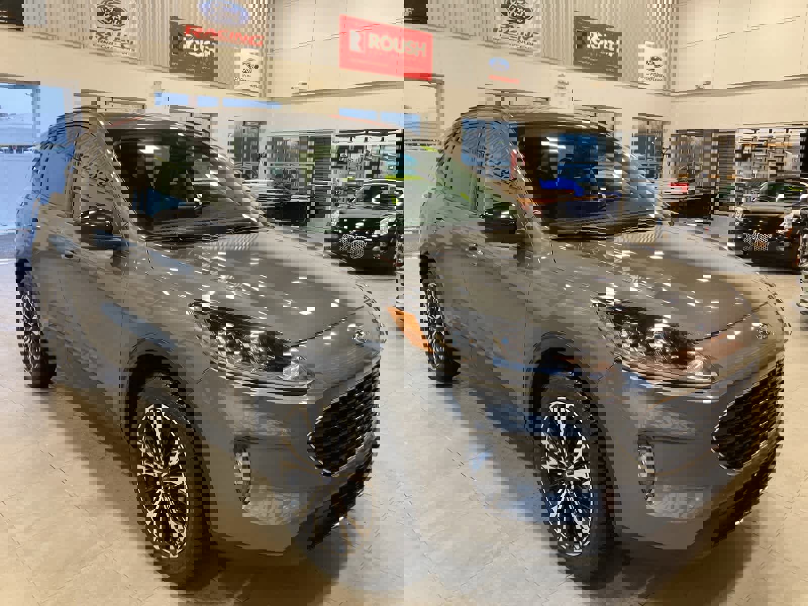 Certified 2021 Ford Escape SEL w/ SEL Stealth AWD Package image 7