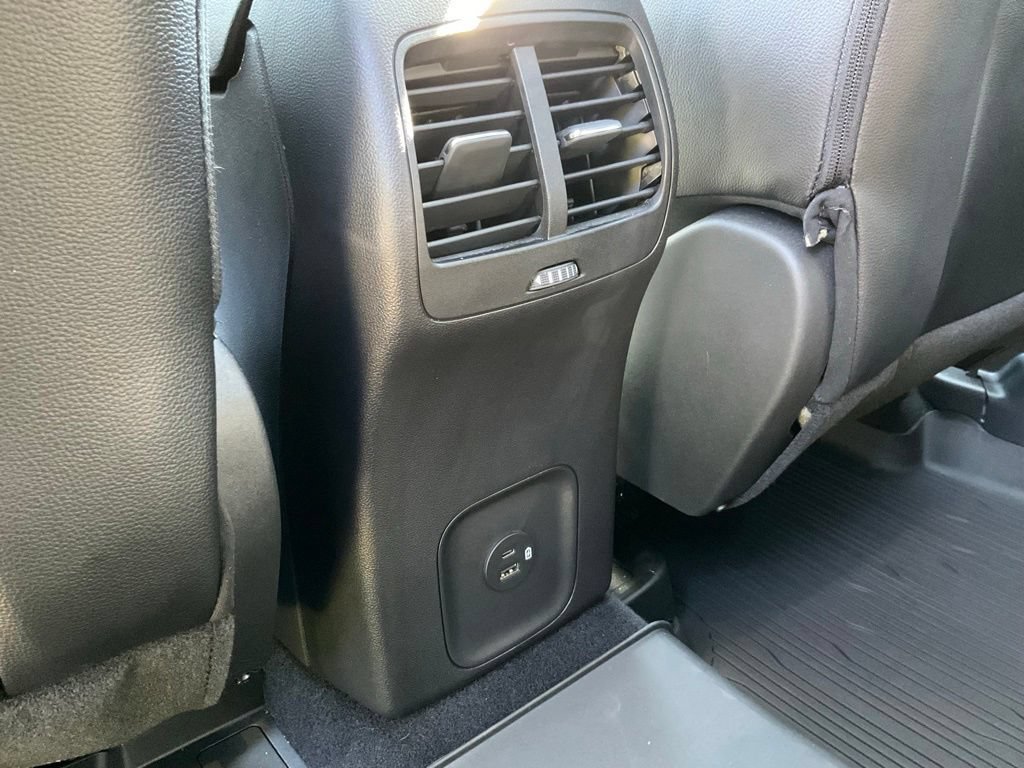 Certified 2022 Ford Escape SEL AWD/4WD image 16