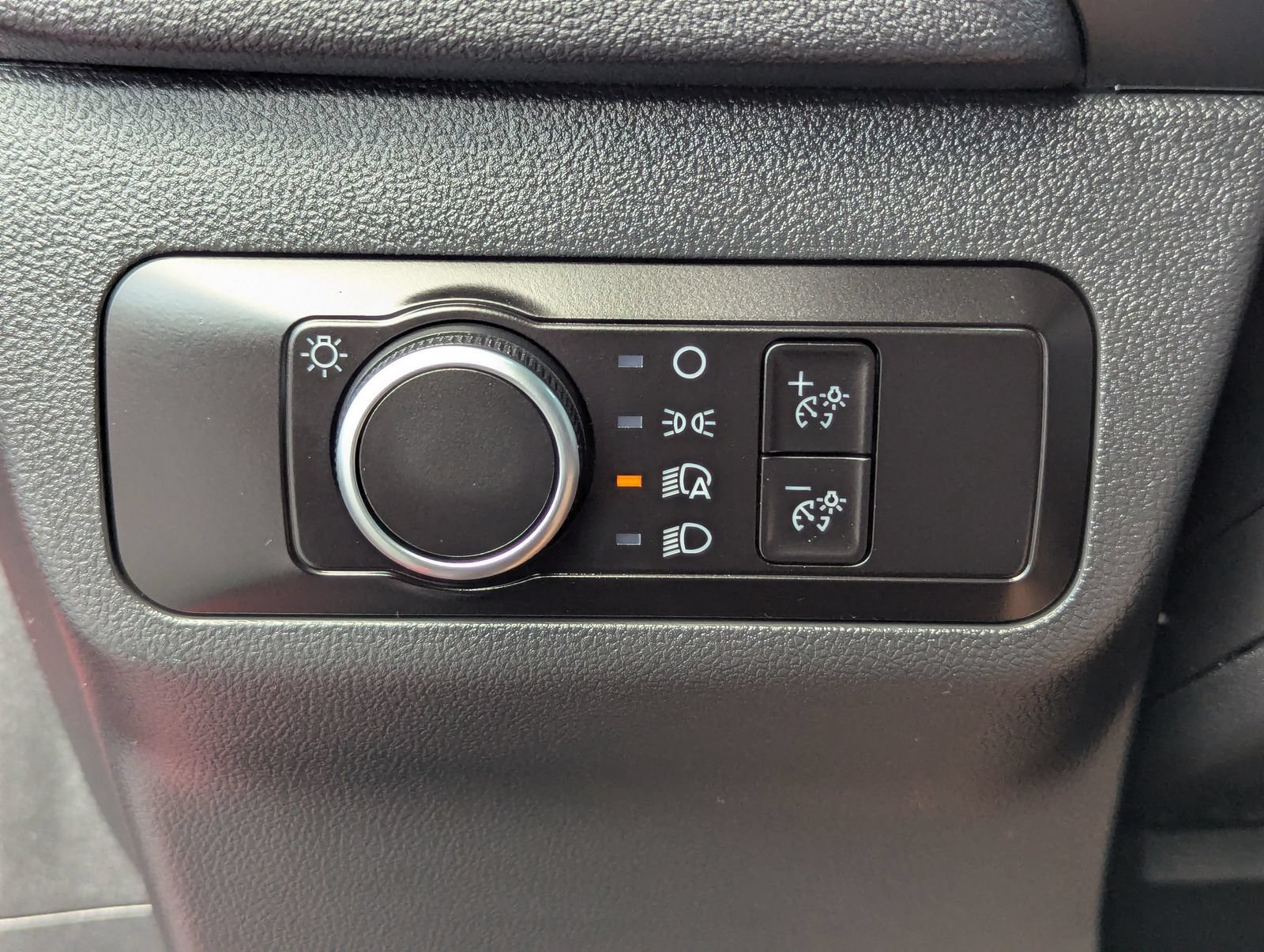 Certified 2025 Ford Escape Active FWD image 29